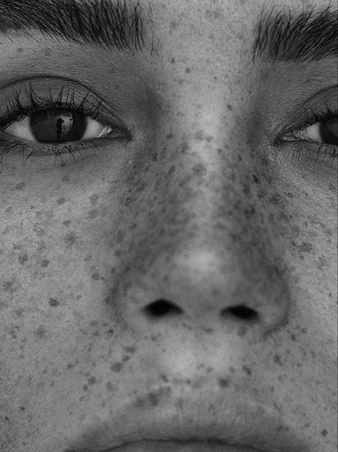 HABITS FOR GLOWING SKIN THAT HAVE NOTHING TO DO WITH YOUR SKINCARE ROUTINE